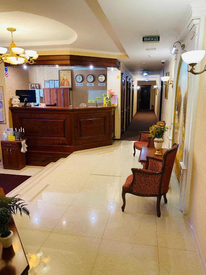 Grand Christer Hotel Kiev Esterno foto