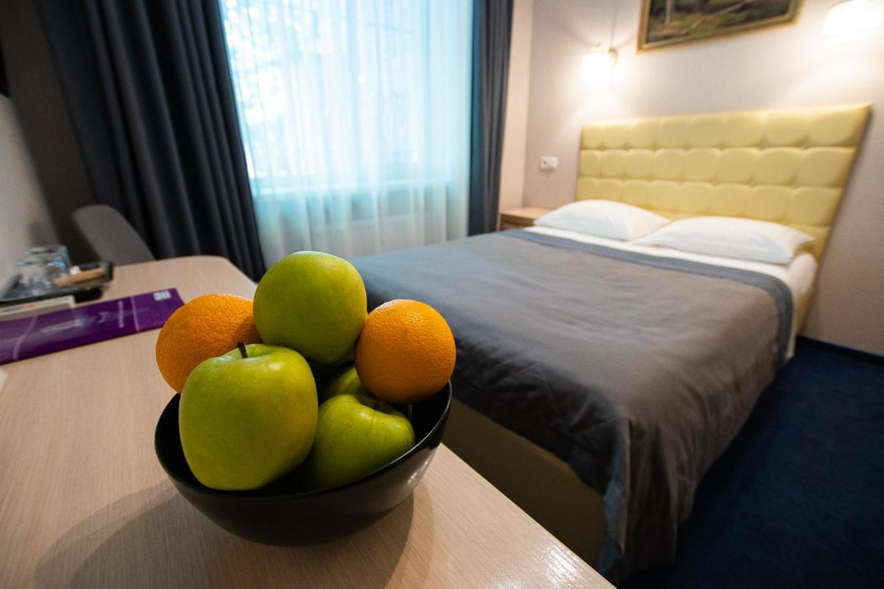 Grand Christer Hotel Kiev Esterno foto