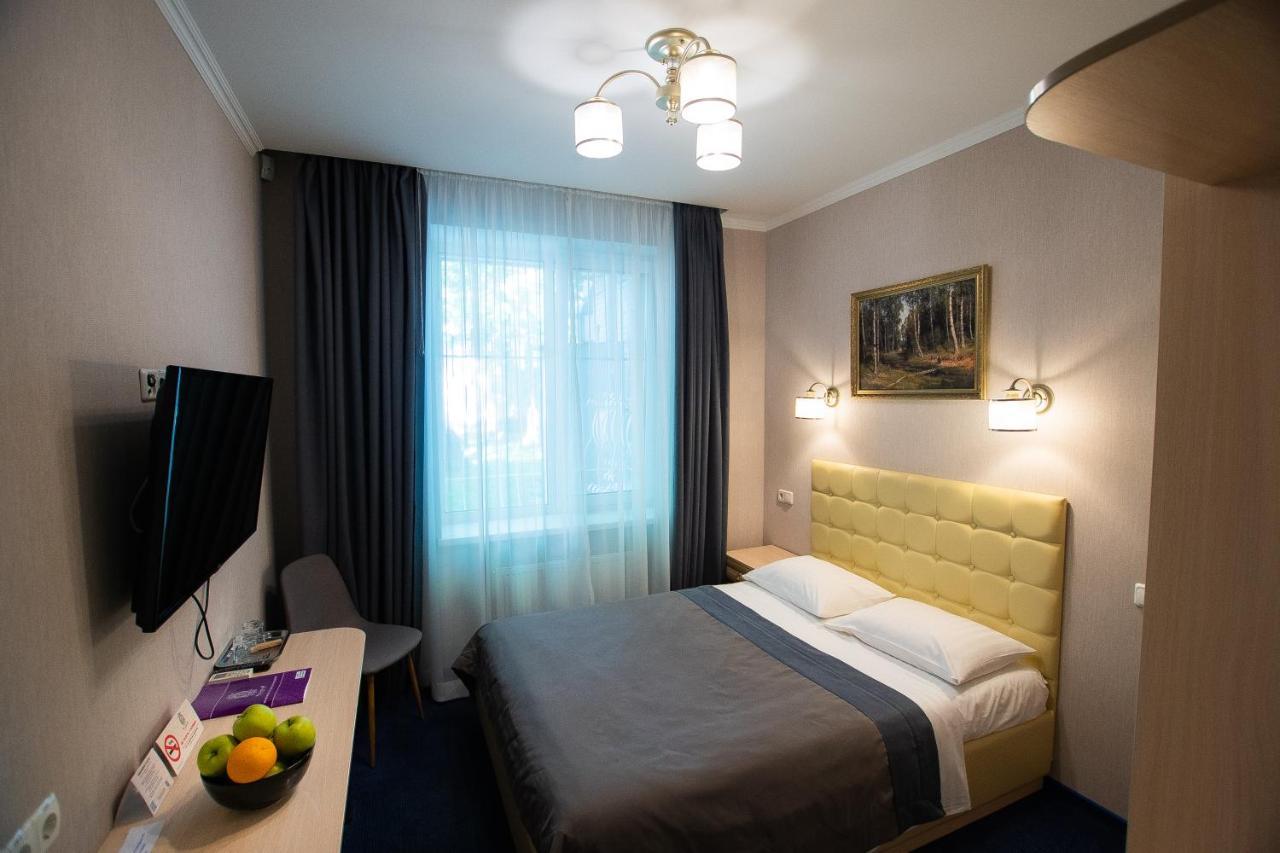 Grand Christer Hotel Kiev Esterno foto
