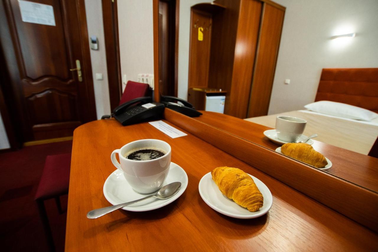 Grand Christer Hotel Kiev Esterno foto