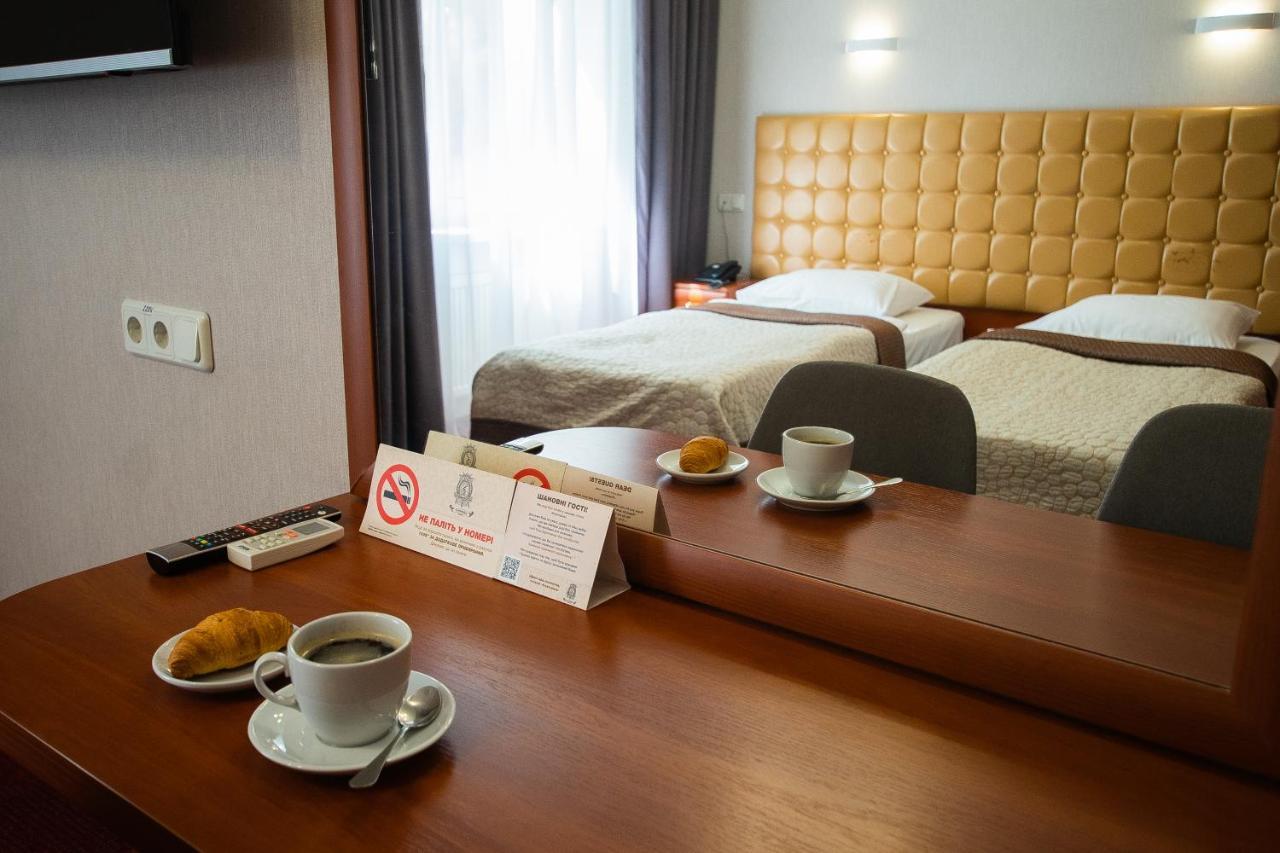 Grand Christer Hotel Kiev Esterno foto